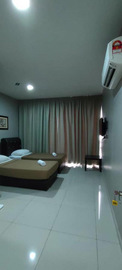 Gorjes Inn Klia & Klia2 Sepang Exterior photo